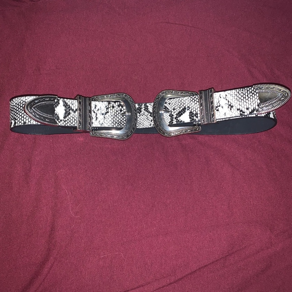 Double Buckle Snake print Belt